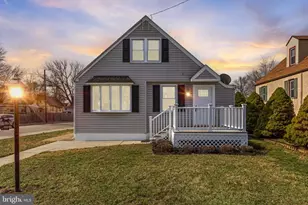 42 Spruce Ave, Maple Shade, NJ 08052 - Photo 1