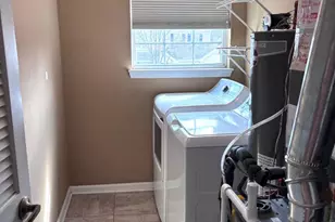 7708 Normandy Dr, Mount Laurel, NJ 08054 - Photo 8