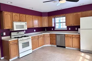 7708 Normandy Dr, Mount Laurel, NJ 08054 - Photo 4