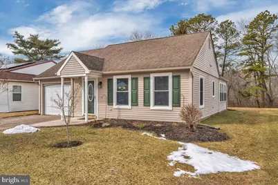 107 Dorchester Drive, Southampton, NJ 08088 - Photo 2