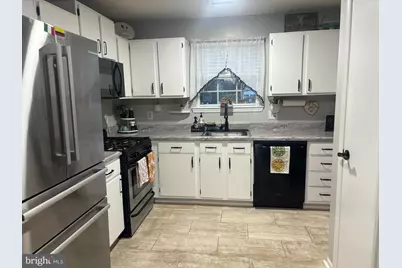 12 Wanda Court, Mount Holly, NJ 08060 - Photo 2