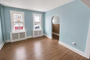 403 Wood St, Burlington, NJ 08016 - Photo 2