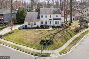 24 Whitechapel Dr, Mount Laurel, NJ 08054 - Photo 1