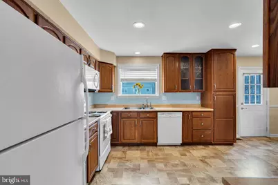 211 Mohawk Trail, Browns Mills, NJ 08015 - Photo 50