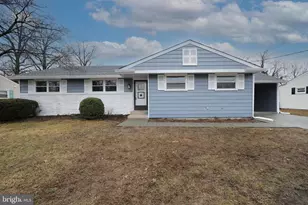 1108 Laurel Rd, Beverly, NJ 08010 - Photo 2