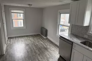 151 2nd St, Bordentown, NJ 08505 - Photo 4