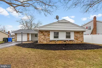 111 Hazelwood Circle, Willingboro, NJ 08046 - Photo 2