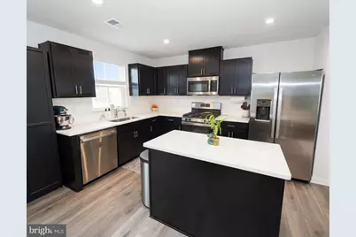 43 F Parsons Boulevard, Beverly, NJ 08010 - Photo 4