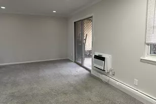 902 Garnet Dr, Burlington, NJ 08016 - Photo 4