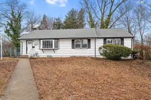 421 Lee Ave, Beverly, NJ 08010 - Photo 2