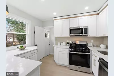 421 Lee Avenue, Beverly, NJ 08010 - Photo 8