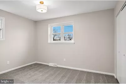 301 Cardinal Road, Beverly, NJ 08010 - Photo 16