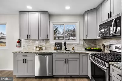 301 Cardinal Road, Beverly, NJ 08010 - Photo 12