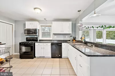 441 Independence Drive, Burlington, NJ 08016 - Photo 8