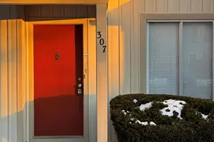 307 Woodlake Dr, Evesham, NJ 08053 - Photo 2