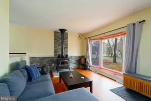 225 Maple Dr, Browns Mills, NJ 08015 - Photo 4