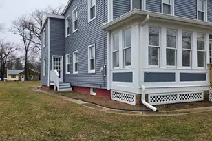 636 E Front St, Florence, NJ 08518 - Photo 1