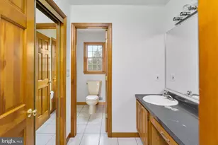 20 Bunting Bridge Rd, Cookstown, NJ 08511 - Photo 16