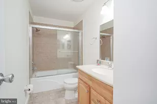 401 Jamestown Ct, Mount Laurel, NJ 08054 - Photo 20