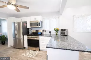 418 Perkins Ln, Delanco, NJ 08075 - Photo 4