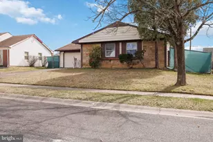 35 Ember Ln, Willingboro, NJ 08046 - Photo 2