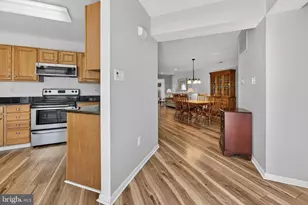 8 Peppergrass Dr N, Mount Laurel, NJ 08054 - Photo 4