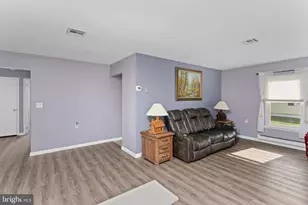 224 Huntington Dr, Southampton, NJ 08088 - Photo 8