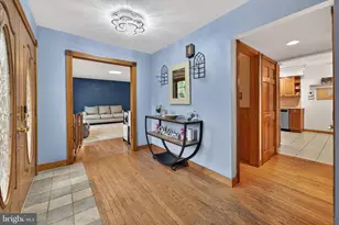 3 Meadowrue Dr, Mount Laurel, NJ 08054 - Photo 2