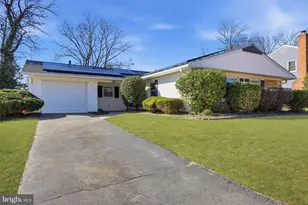 30 Tipton Ln, Willingboro, NJ 08046 - Photo 2