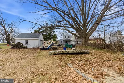 605 Broad Street, Beverly, NJ 08010 - Photo 30