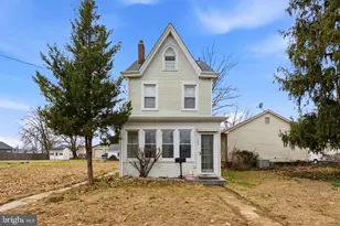 605 Broad St, Beverly, NJ 08010 - Photo 40