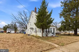 605 Broad St, Beverly, NJ 08010 - Photo 38