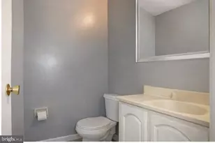 223-B Willow Turn, Mount Laurel, NJ 08054 - Photo 4