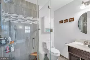 20 Longhurst Rd, Marlton, NJ 08053 - Photo 16