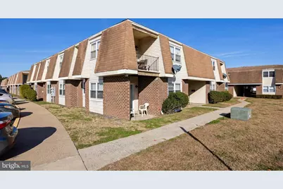 27 Florence Tollgate Place, Burlington, NJ 08016 - Photo 2