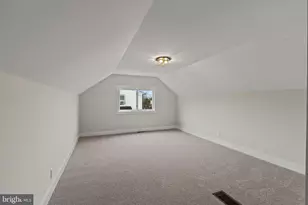 14 Montclair Dr, Delran, NJ 08075 - Photo 32