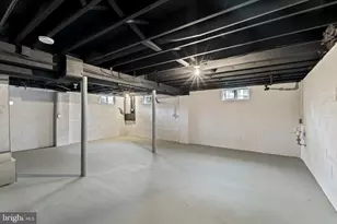 14 Montclair Dr, Delran, NJ 08075 - Photo 34