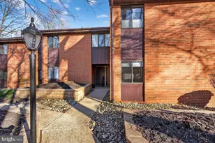 305 Kelly Cove, Mount Laurel, NJ 08054 - Photo 1