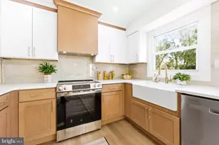 45 Tennyson Ln, Willingboro, NJ 08046 - Photo 12