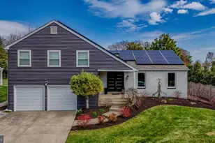 2 Warwick Ct, Mount Laurel, NJ 08054 - Photo 2