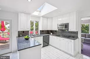 2 Warwick Ct, Mount Laurel, NJ 08054 - Photo 12