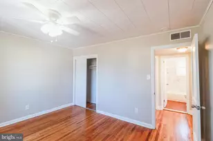 35 Farnsworth Ave, Maple Shade, NJ 08052 - Photo 18