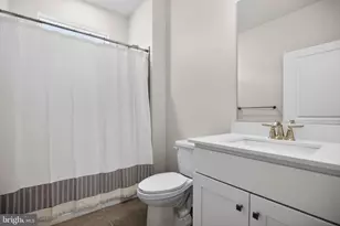 103 Congressional Ct, Moorestown, NJ 08057 - Photo 4