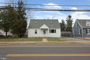 1002 Beverly Rd, Burlington, NJ 08016 - Photo 1