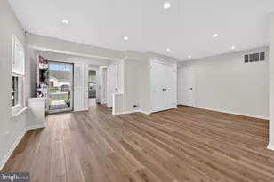 12 Yarrow Pl, Mount Laurel, NJ 08054 - Photo 4