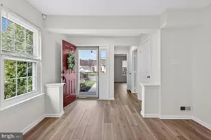 12 Yarrow Pl, Mount Laurel, NJ 08054 - Photo 2