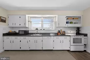 110 Landing St, Southampton, NJ 08088 - Photo 14