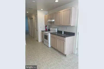28 Palmer Square, Beverly, NJ 08010 - Photo 10