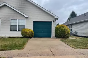 28 Palmer Square, Beverly, NJ 08010 - Photo 1