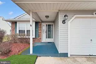 6 E Cortland Ct, Mount Laurel, NJ 08054 - Photo 4